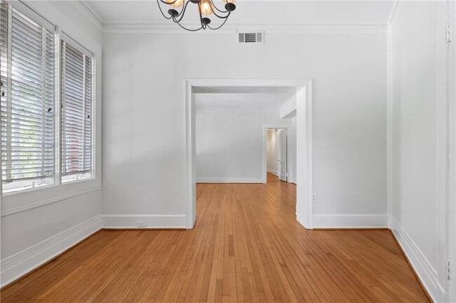 Building Photo - 1 S Prado NE