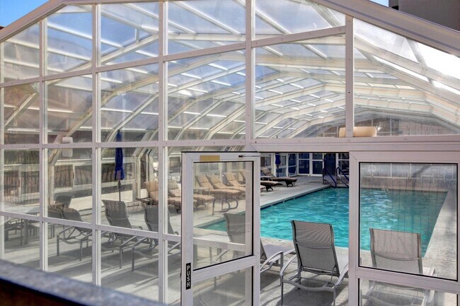 Building Photo - 7950 E Camelback Rd