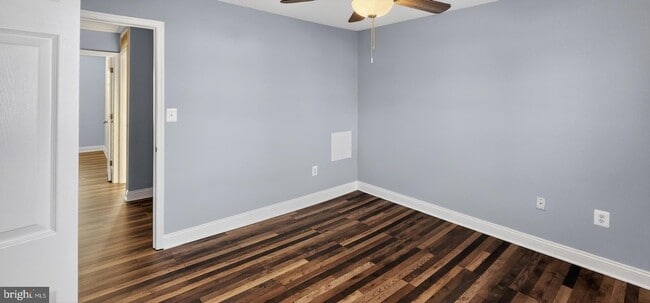 Building Photo - 483 Arwell Ct