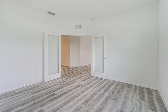 Building Photo - 31423 Paper Birch St