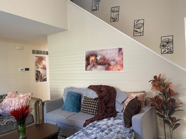 Building Photo - 1511 Legend Trail Dr