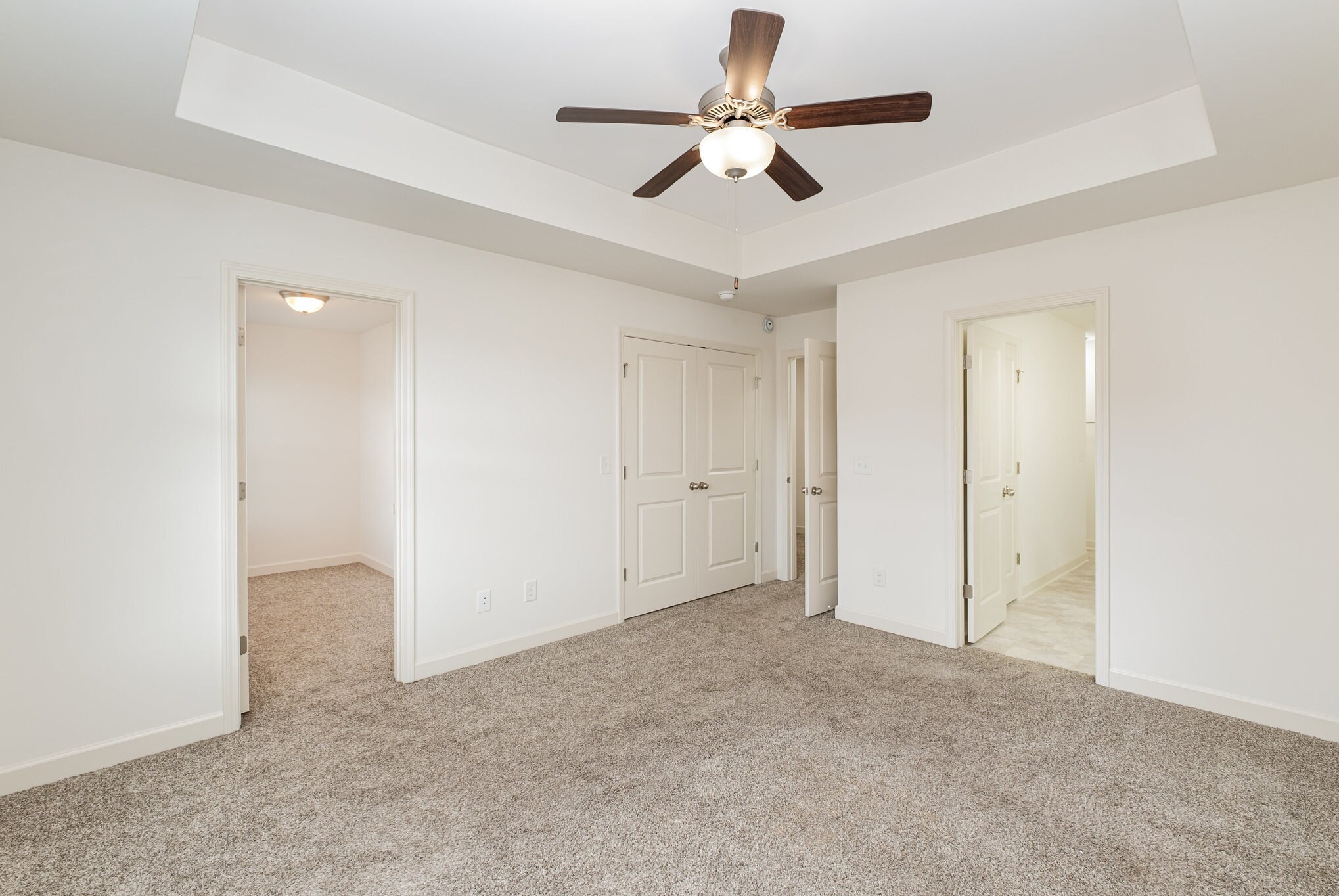 Building Photo - 1706 Lone Jack Ln