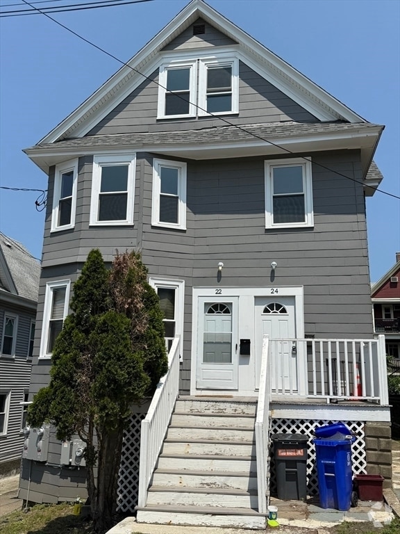 Building Photo - 22-24-24 Baldwin St