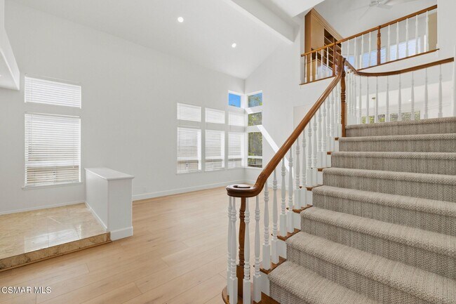 Building Photo - 658 Elevar Ct