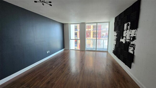 Building Photo - 244 Biscayne Blvd