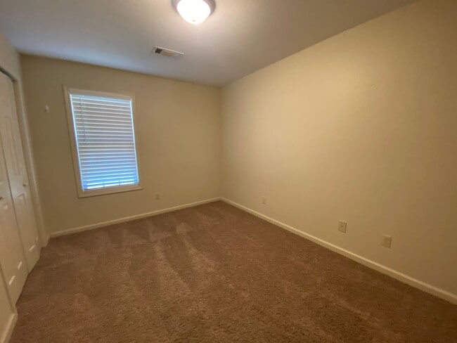 Building Photo - Beautiful 3bed/2bath home in West Jonesboro