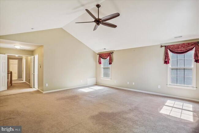 Building Photo - 8931 Falls Farm Dr