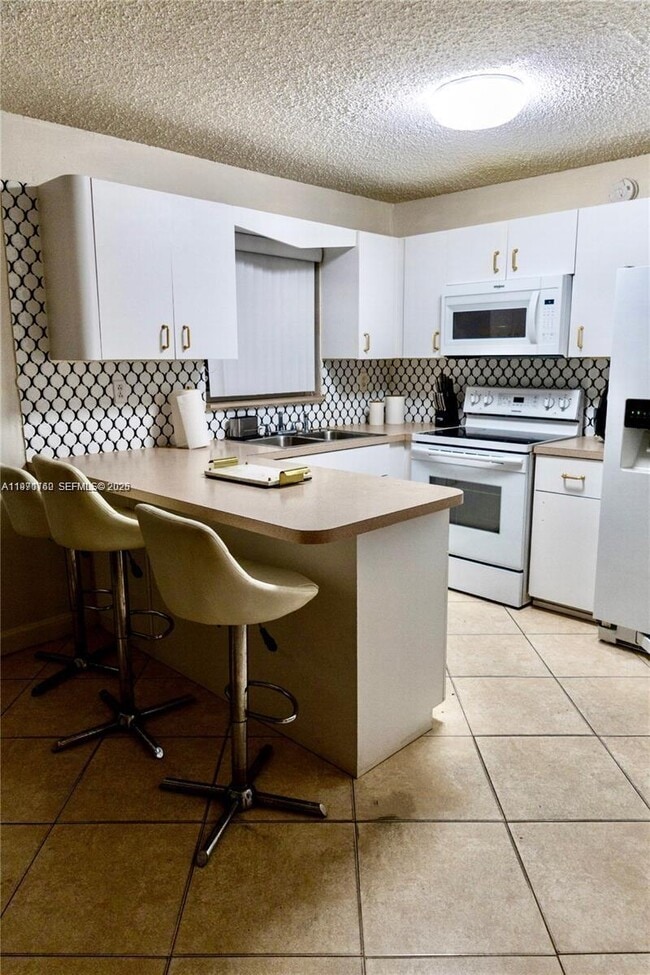 Building Photo - 21 SW 113th Ave