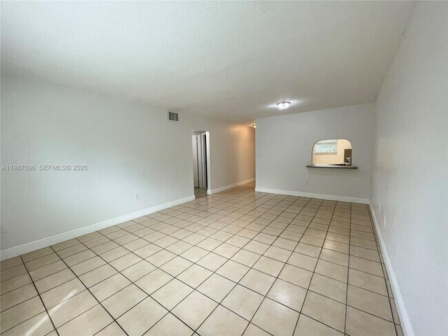 Building Photo - 17255 SW 95th Ave