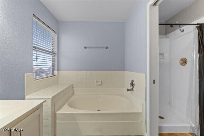 Building Photo - 3260 S Laguna Dr