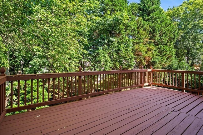 Building Photo - 10950 Kimball Crest Dr