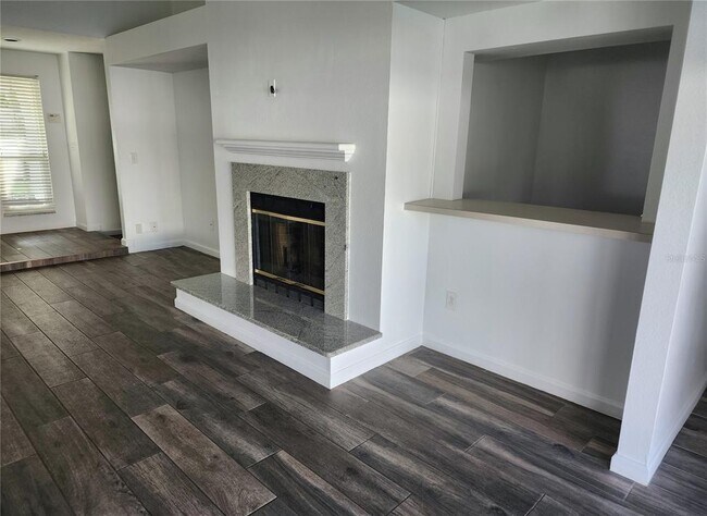 Building Photo - 18303 Big Pond Way