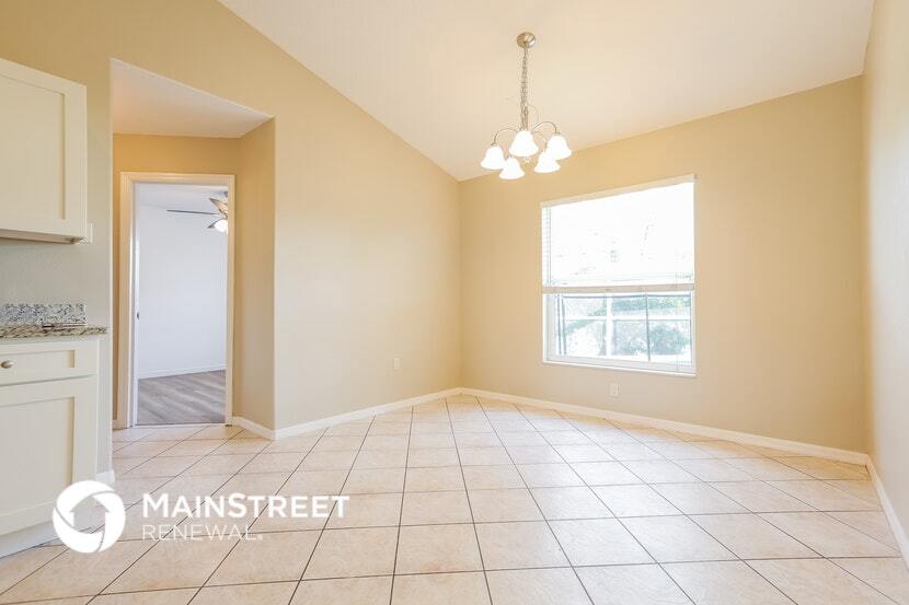 Building Photo - 1333 Roosevelt Dr
