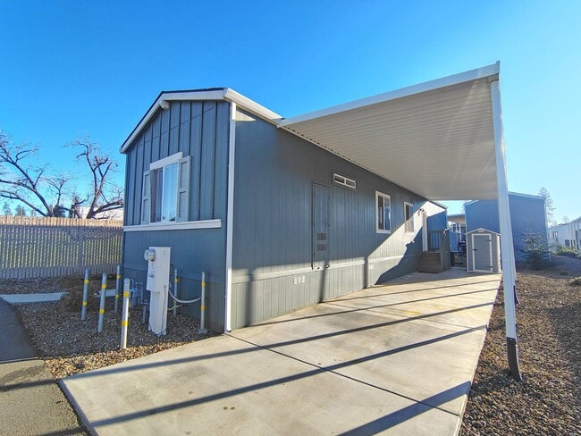 Building Photo - 5510 Clark Rd