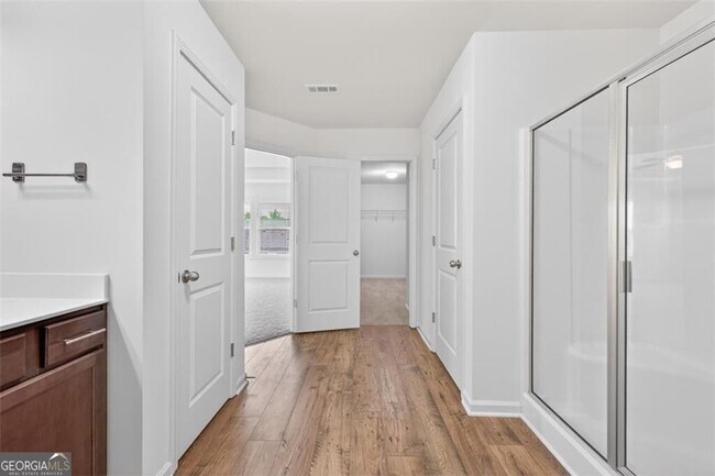 Building Photo - 5524 Garens Way