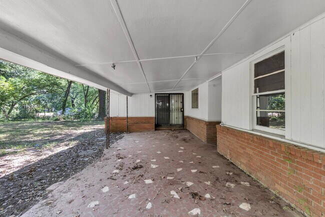 Building Photo - 800 Lydgate Rd