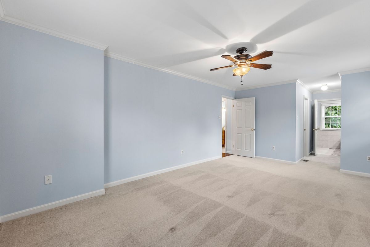 Building Photo - 12135 Little Patuxent Pkwy