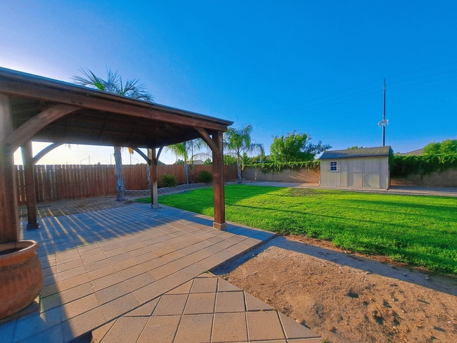 Building Photo - Move in Special: $500 Off the 1st Month's Rent – Stunning and Spacious Home – Don't Miss This!