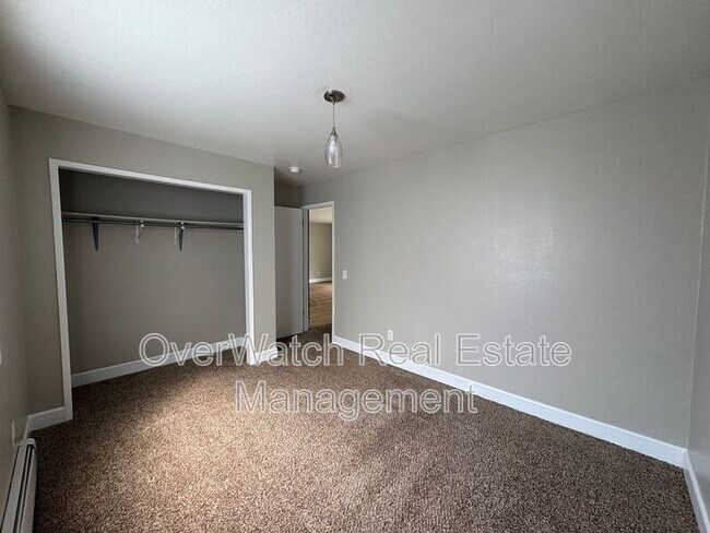 Building Photo - 8114 Boundary Ave
