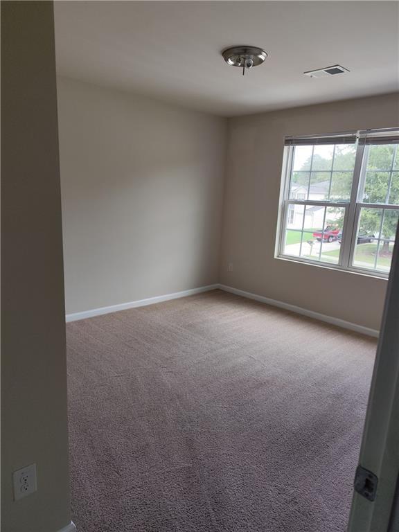 Building Photo - 5642 Laurel Ridge Dr