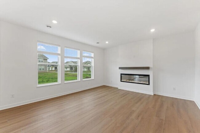 Building Photo - 18325 Gladiator Dr
