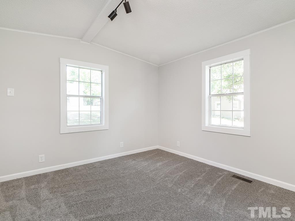 Building Photo - 234 Hatch St