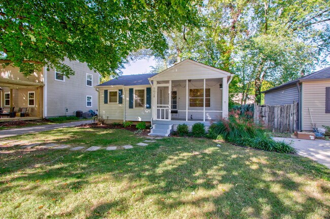 Primary Photo - 5628 Norwaldo Ave