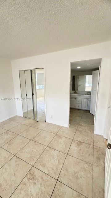 Building Photo - 2025 NE 164th St