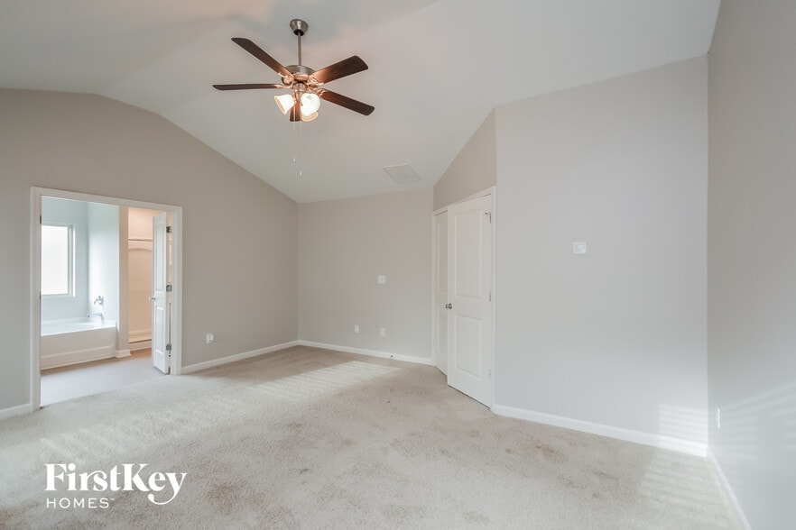 Building Photo - 1226 Brookstone Cir