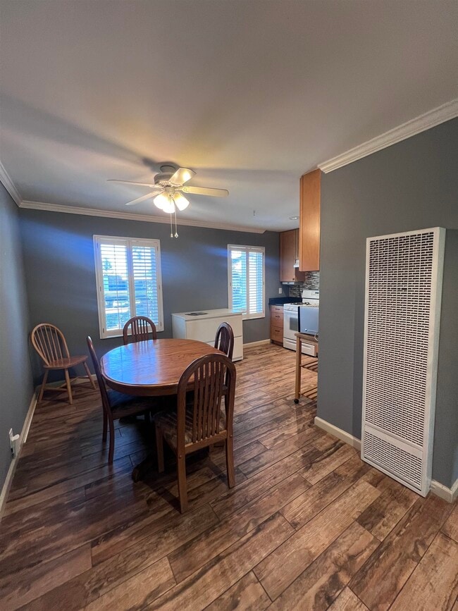 Building Photo - 1009 Murrieta Blvd