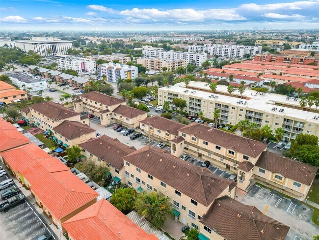 Building Photo - 7995 NW 8th St