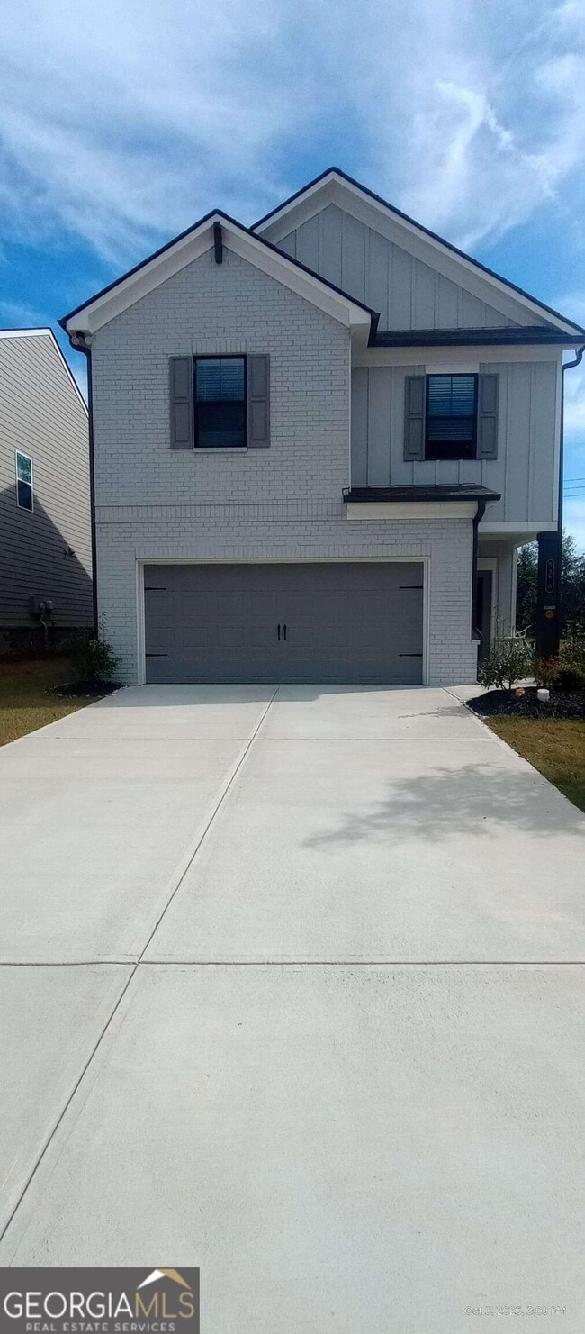 Building Photo - 3370 Westgate Park Dr