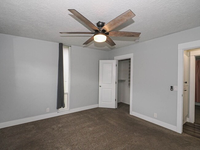 Building Photo - 5 Bedroom, 2.5 Bathrooms Home