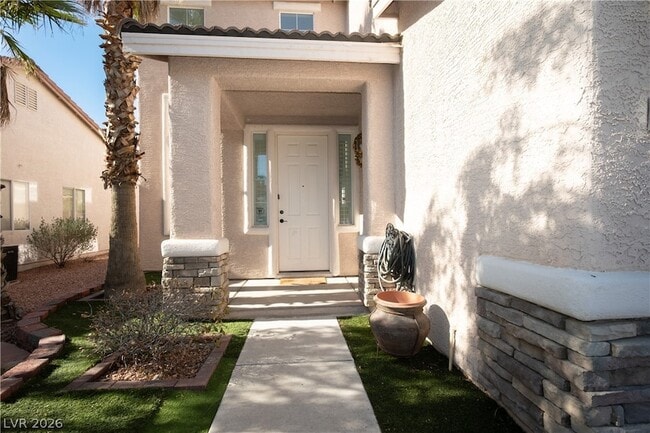 Building Photo - 9983 Canyon Peak Dr