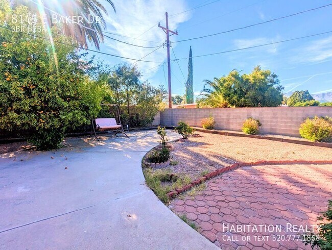 Building Photo - 8145 E Baker Dr
