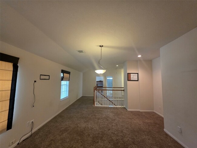 Building Photo - 2715 Riverhollow Ln