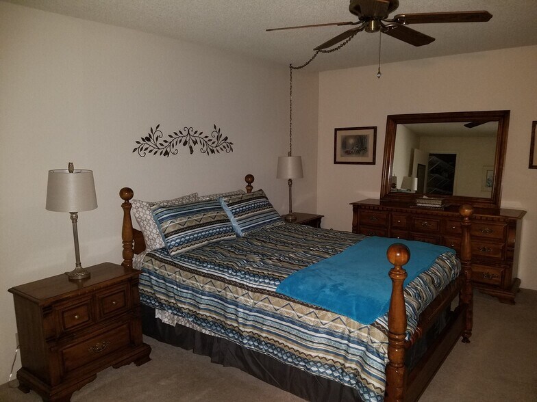 Building Photo - 276 Lake Havasu Ave