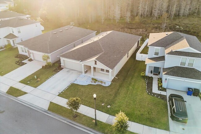 Building Photo - 375 Pink Ibis Bnd