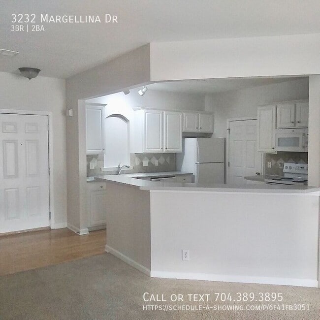 Building Photo - 3232 Margellina Drive