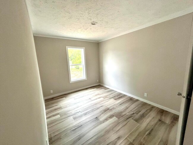 Building Photo - 2110 US-127