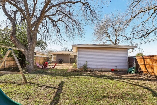 Building Photo - 4901 Rector Ave