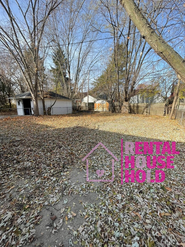 Building Photo - 12511 Whitehill St