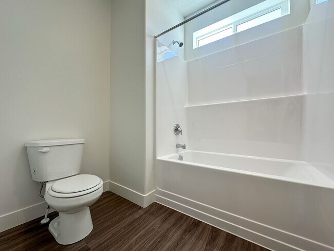 Building Photo - Modern Living in Lehi | New Build | Silico...