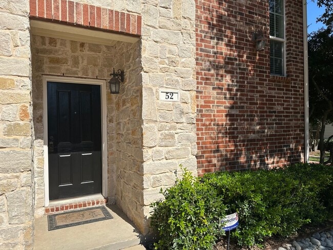 Building Photo - 1600 Abrams Rd