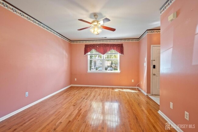 Building Photo - 1209 Blossom Cir