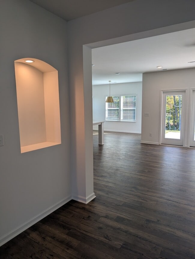 Building Photo - NEW 3bd/3bth Ranch -Golf Course View- OCTO...