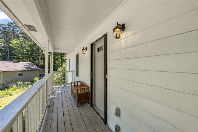 Building Photo - 5712 Port Dr