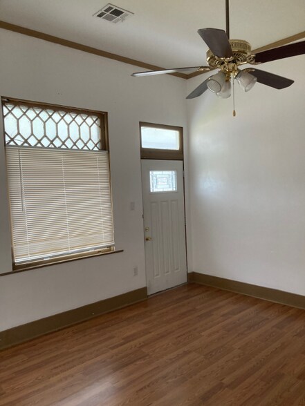 Building Photo - 603 Mudd Ave