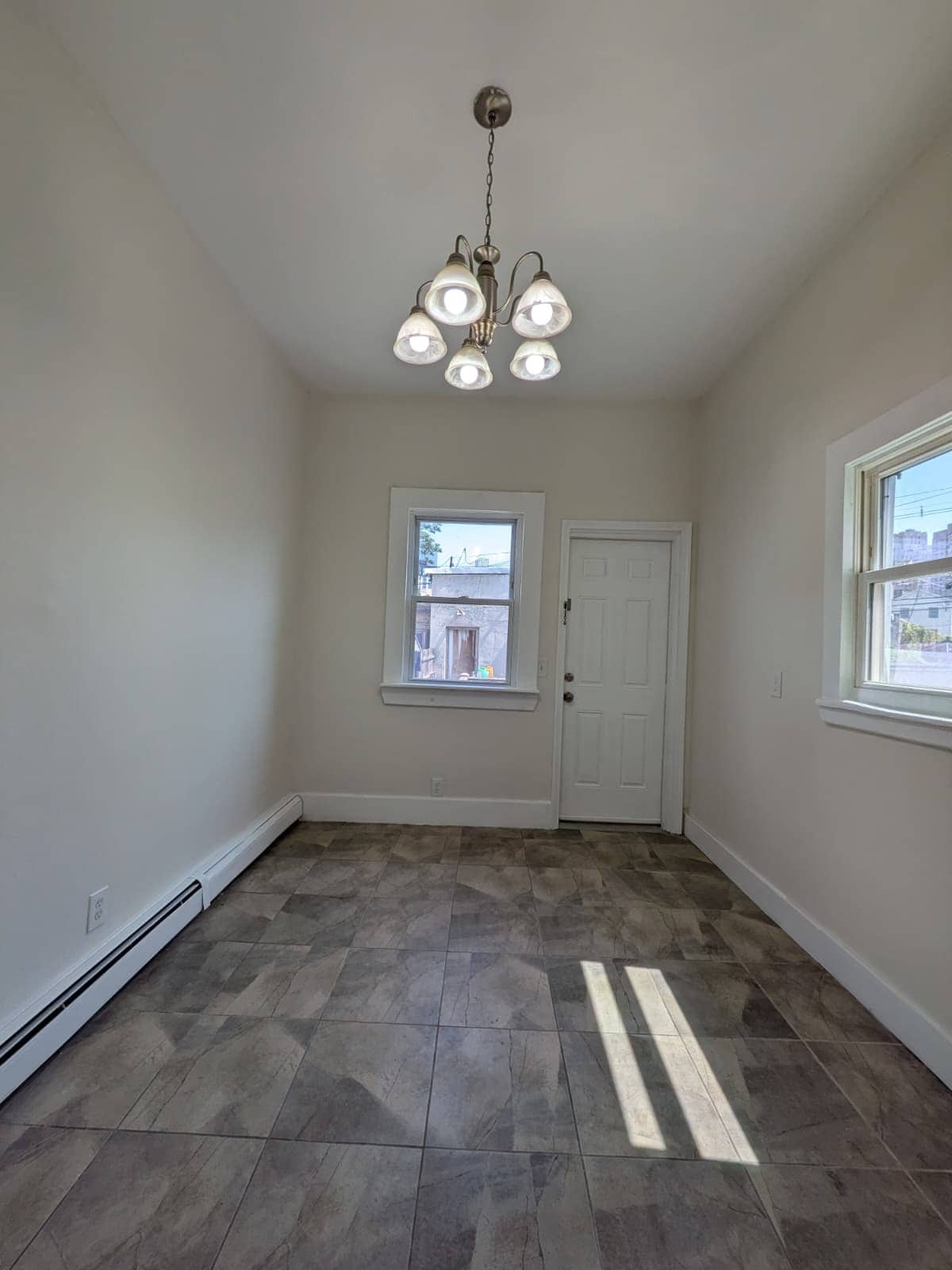 Building Photo - 42 Jewett Ave