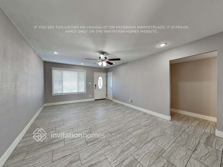 Building Photo - 5306 S Hazelton Ln